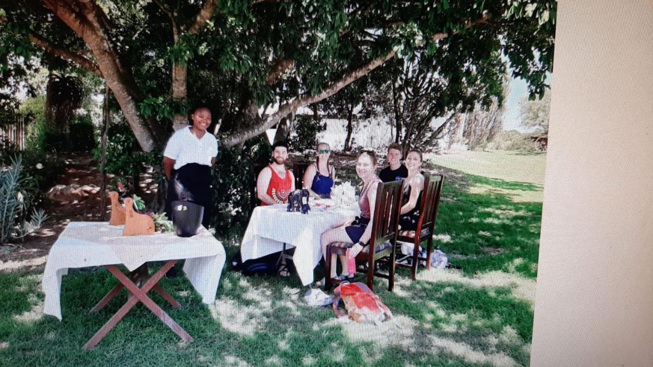 ลิวเวนบอช คันทรี เฮาส์ อมาคาลา เกม รีเสิร์ฟ Guest House Amakhala Game Reserve ภายนอก รูปภาพ