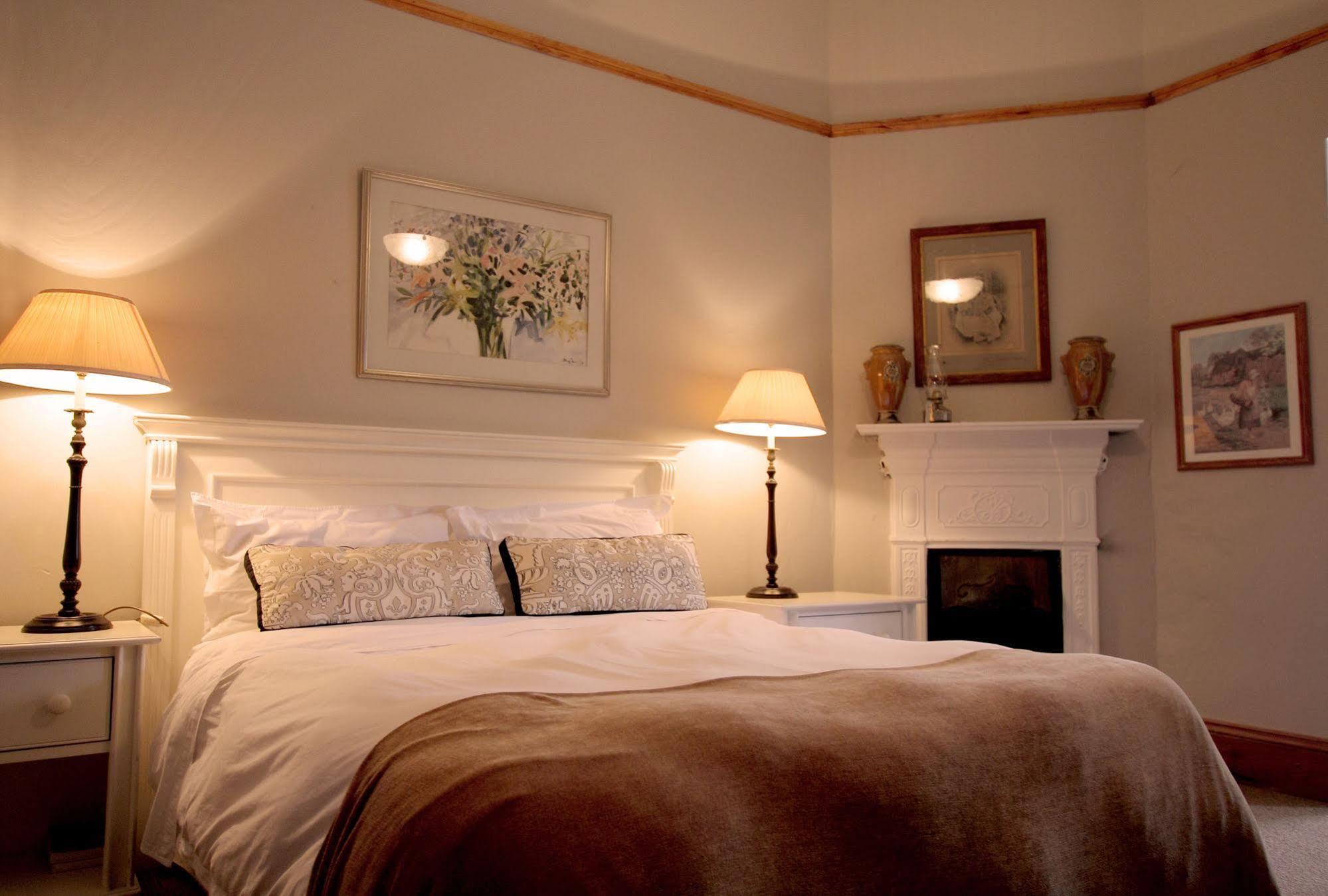 ลิวเวนบอช คันทรี เฮาส์ อมาคาลา เกม รีเสิร์ฟ Guest House Amakhala Game Reserve ภายนอก รูปภาพ