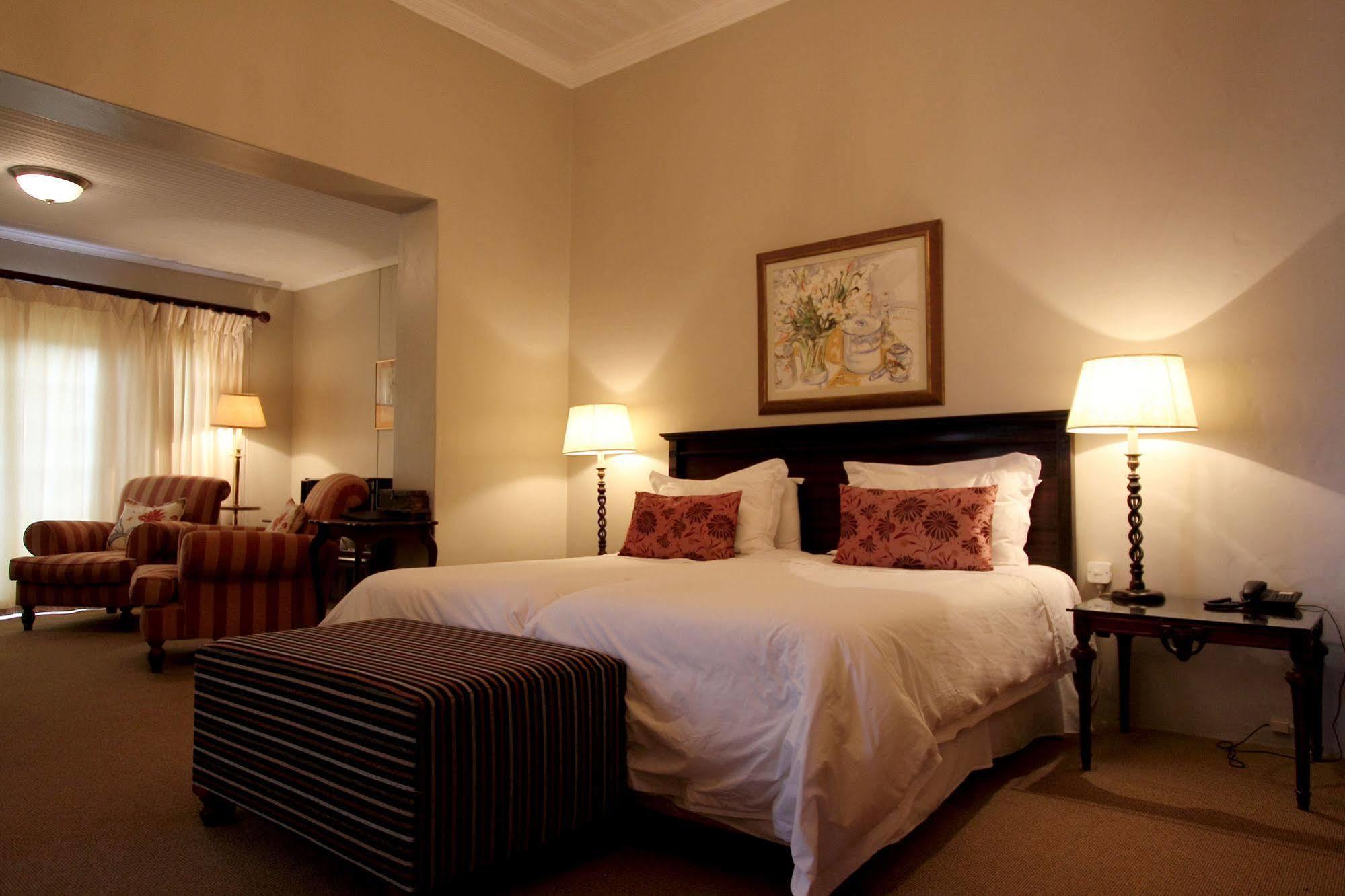 ลิวเวนบอช คันทรี เฮาส์ อมาคาลา เกม รีเสิร์ฟ Guest House Amakhala Game Reserve ภายนอก รูปภาพ